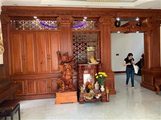Nhà biệt thự 3 lầu  dt 400m2  ngay kdc  đường nhựa  vay bank 80%  giá 38.5 tỷ tl