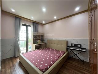 Bán nhà phố song lập 3 mặt thoáng dự án sim city full nội thất cao cấp .