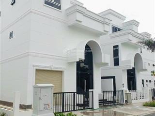 Bán biệt thự sim city, 13,6 tỷ, 192m2, 5pn, 6wc, quận 9, hcm giá cực tốt