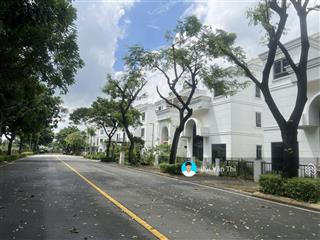 Bán lô góc 2 mặt tiền đường 20 m dự án sim city .