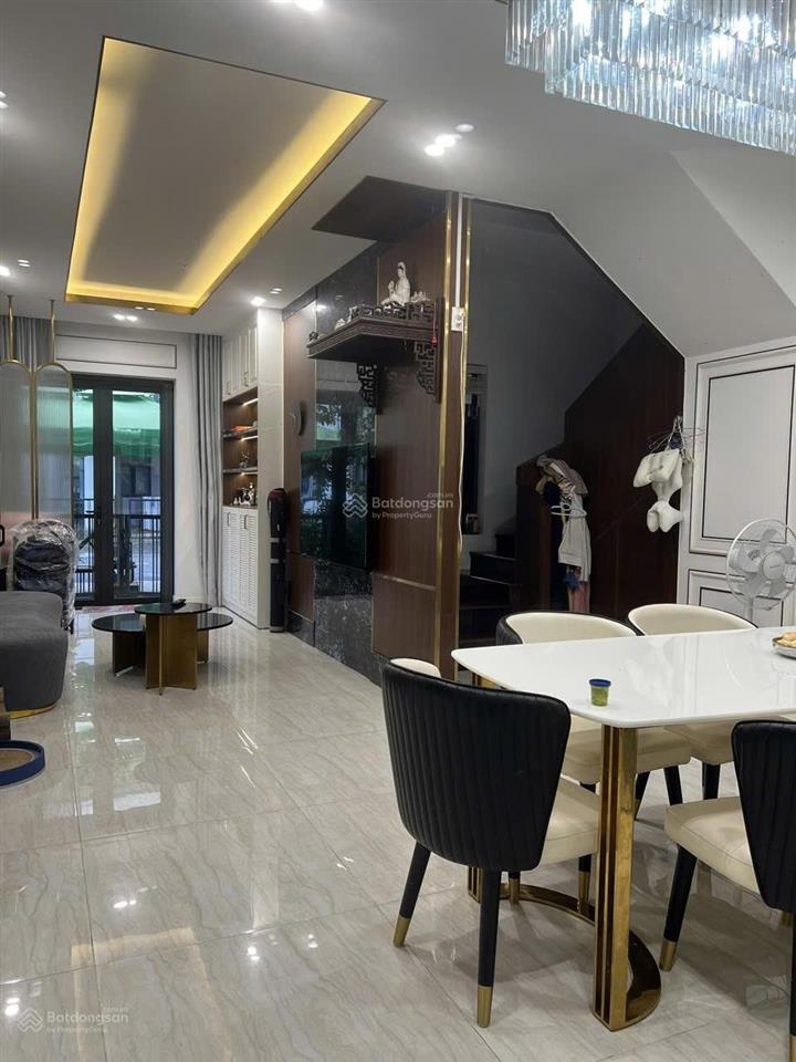 Cho thuê shophouse  nhà phố 6x14m, vị trí đường 4, lò lu, quận 9 (khu nhà ở cty nhật hoàng)