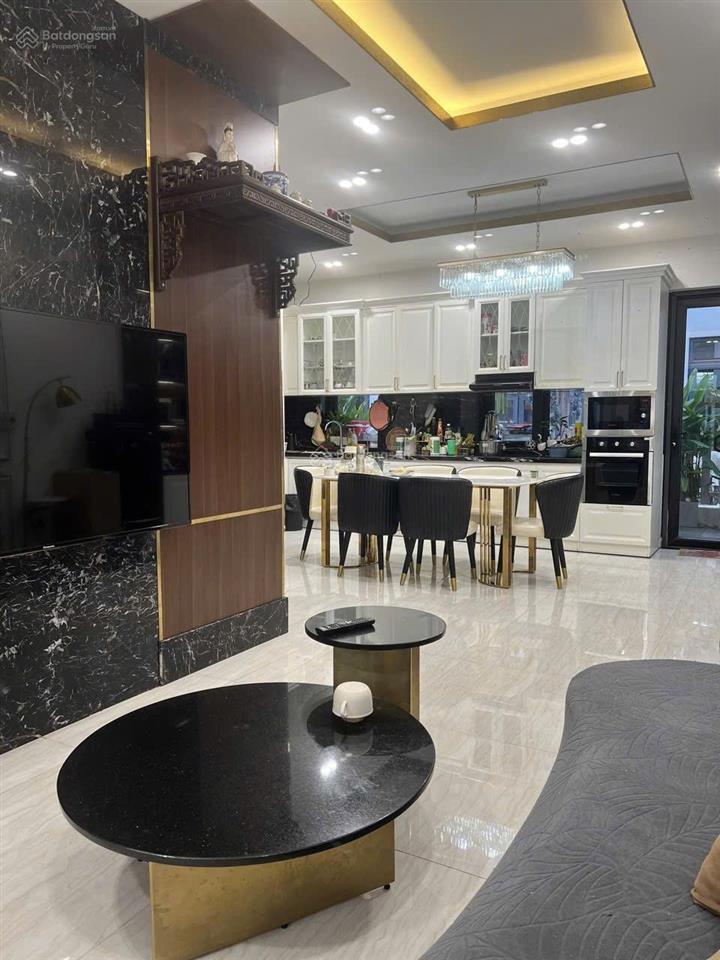 Cho thuê shophouse  nhà phố 6x14m, vị trí đường 4, lò lu, quận 9 (khu nhà ở cty nhật hoàng)