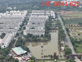 Bán nhà phố sim city ngang 5 dài 17,7  gần hồ cảnh quan .