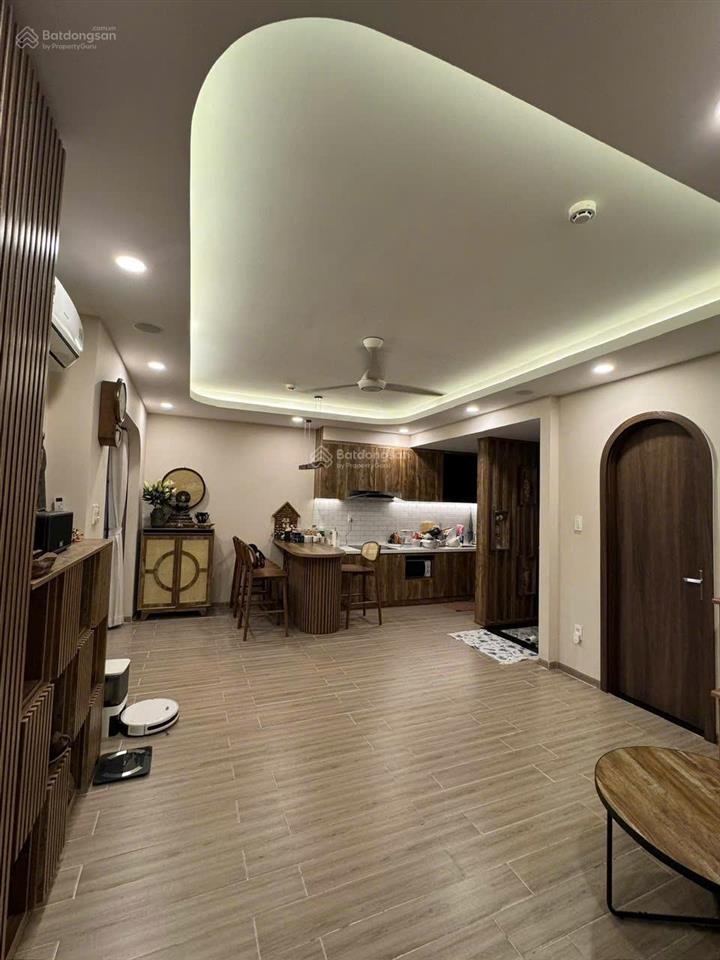 Cần bán căn hộ flora kikyo, 55m2 1+1pn full nội thất như hình, giá chỉ 3 tỷ 3 tl, đã có sổ hồng