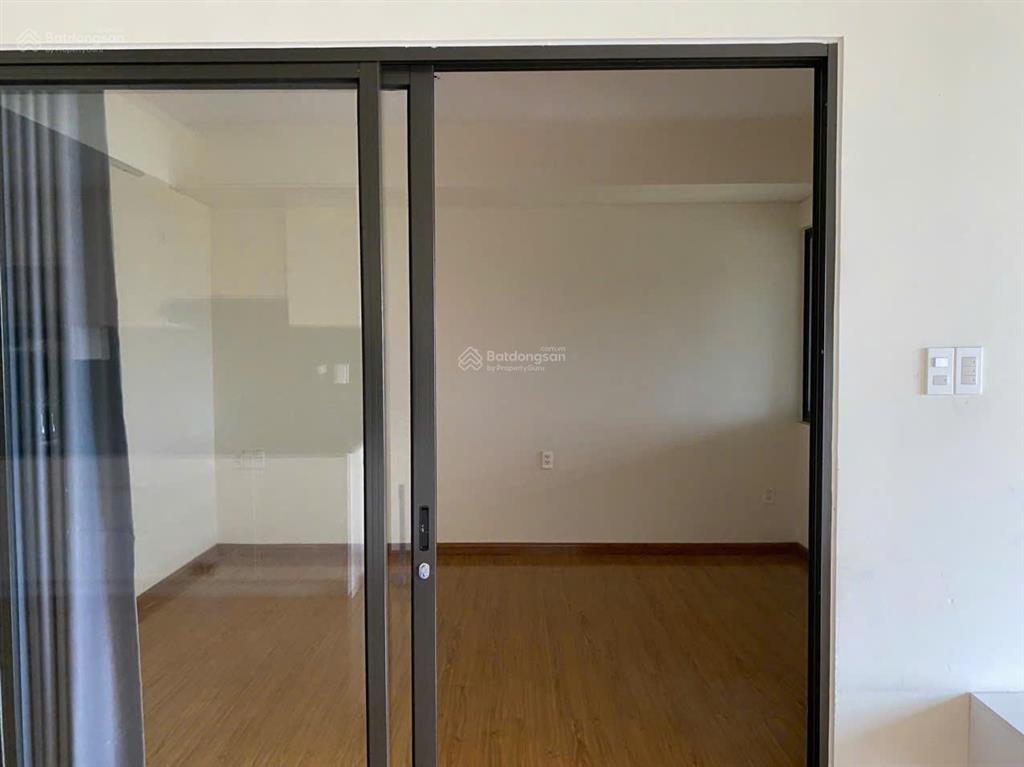 Cần bán gấp căn hộ flora kikyo, 55m2 1+1pn nội thất cơ bản, đã có sổ hồng, giá chỉ 3 tỷ 3 tl