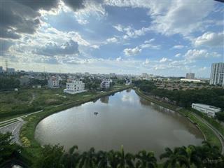 Cần bán gấp căn hộ flora kikyo, 55m2 1+1pn ntcb, view hồ, lầu cao, đã có sổ, giá chỉ 3 tỷ 550 tl