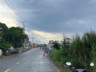 Bán đất mặt tiền tam thôn hiệp, cần giờ, 1700 m2 ( 1000 thổ cư), lộ giới 30m giá 29 tỷ...0919 009 ***