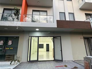 Bán nhà phố river park quận 9, đã có sổ hồng, nội thất cơ bản, giá 12.2 tỷ, 75 m2.. 0919 009 *** quan