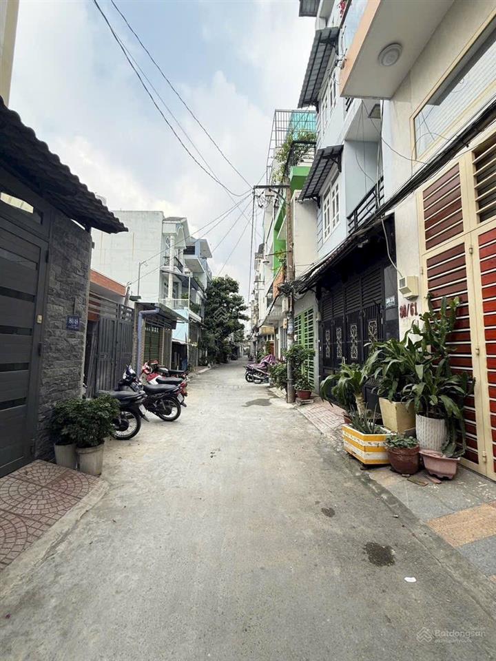 Siêu phẩm tân phú 5.8 tỷ nhà mới đúc btct 4x14  hẻm nhựa 6m  gần đh công thương  sổ hồng riêng