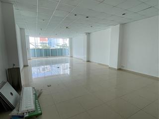 Văn phòng tại mt lâm văn bền, 55m2 có ánh sáng, thang máy, bảo vệ, free phí ql, xe máy