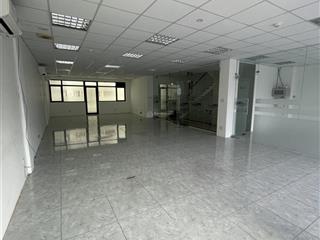 Sàn vp 10 x 20m trống suốt mặt tiền d1, him lam, trống suốt, có bảo vệ, thang máy, hầm xe