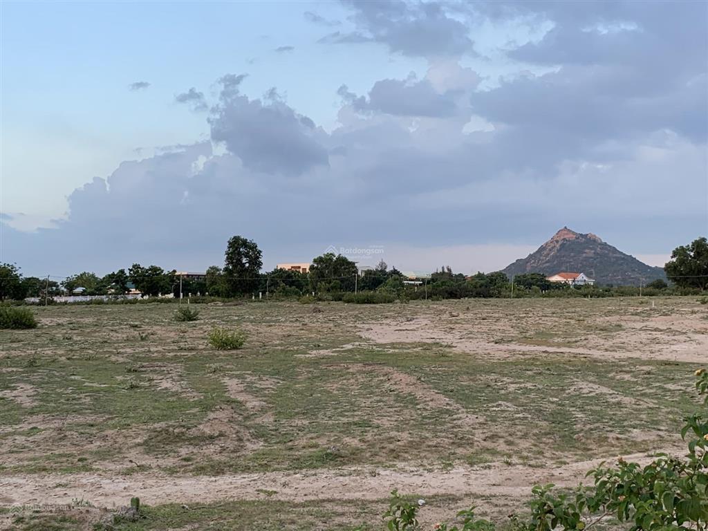 Bán 15.520m2 đất nằm cạnh khu cn phước nam và ubnd thuận nam