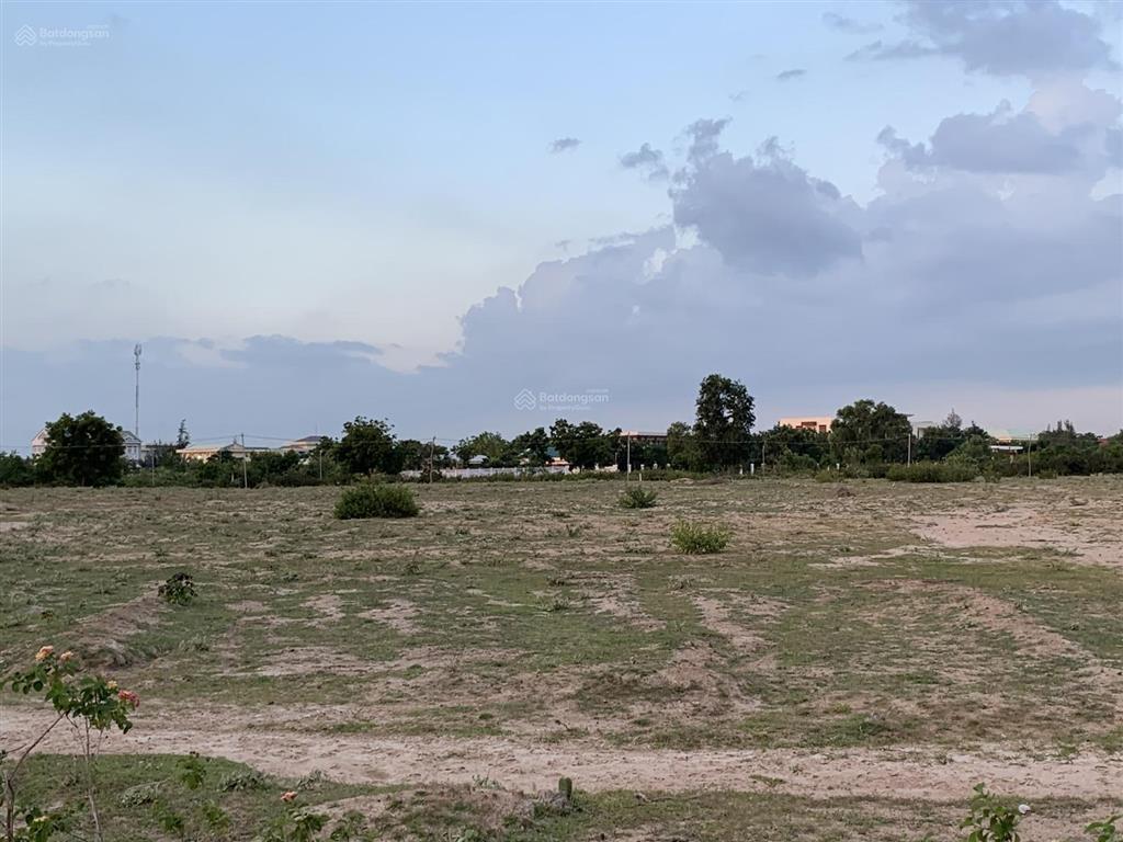 Bán 15.520m2 đất nằm cạnh khu cn phước nam và ubnd thuận nam