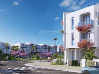 Nhà phố nghỉ dưỡng hồ bơi riêng bãi dài 5,3 tỷ/căn sổ hồng lâu dài   0938 929 *** em hoa