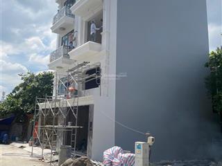 Bán nhanh căn nhà 4tầng vừa hoàn thiện, đường nhựa 7m trước nhà, cách phạm văn đồng chỉ 300m