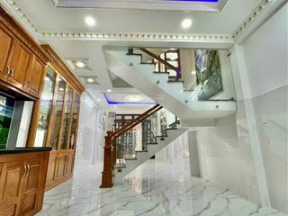 Bán nhanh căn nhà đ. nguyễn thị minh khai, phường 5, quận 3, giá 3tỷ, dt 70m2,  0896 465 ***