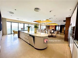 Penthouse siêu vip tại kosmo tây hồ chỉ 1 trong 3 căn duy nhất, đẳng cấp nhất, 3 mặt view hồ tây