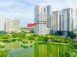 Bán căn hoa hậu góc 3pn 122m2 toà n01t8 ngoại giao đoàn, 3 mặt thoáng, view hồ, sổ đỏ, giá hợp lý