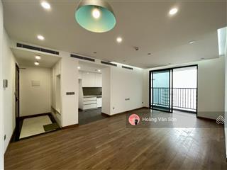 Gia đình em cần bán căn góc 109m2 chung cư cao cấp 6th element, 2 slot đỗ xe, tầng 15 đẹp, sẵn sổ