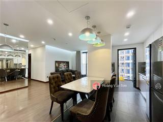 Gia đình cần bán nhanh 2pn2wc 6th element căn góc 87m hướng nam như hình trước 20/12 để đi định cư