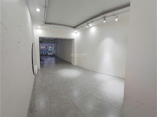 Chính chủ cho thuê nhà mặt phố huế vị trí đẹp giá tốt