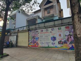 Bán biệt thự mặt hồ 240m2 trục chính thành phố giao lưu, 4 tầng, sdcc. giá thỏa thuận 0982 445 ***