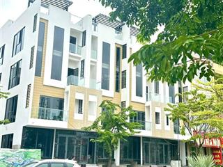 Bán nhà liền kề đường 25m, 4 tầng, 1 tùm, giá chỉ 18 tỷ, duy nhất một nhà này bán ra ở thanh hà