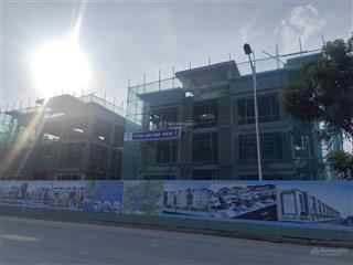 Bán nhà biệt thự 3 tầng ,đường 25m trục chính kinh doanh tốt