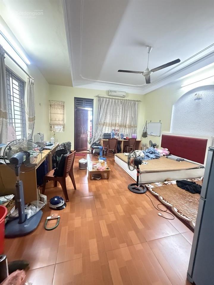 * sốc chủ giảm 2 tỷnhà định công  ô tô lô góc 3 thoáng kinh doanh đỉnh trước nhà 3 ô tránh