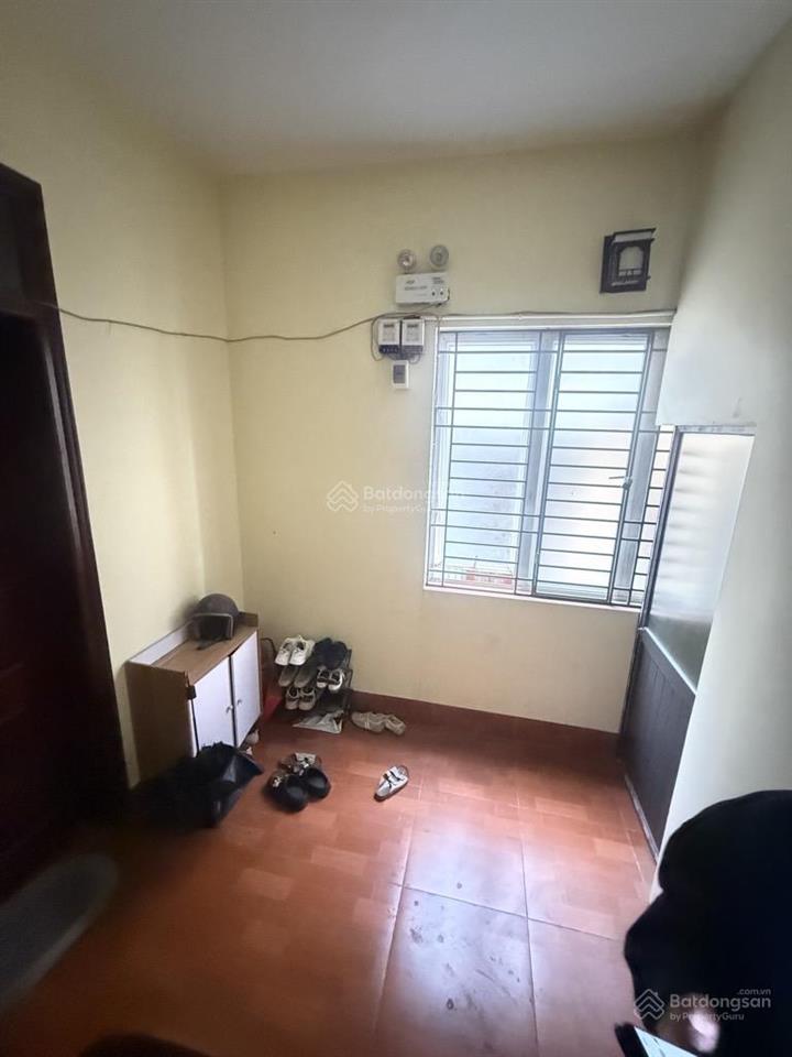 * sốc chủ giảm 2 tỷnhà định công  ô tô lô góc 3 thoáng kinh doanh đỉnh trước nhà 3 ô tránh