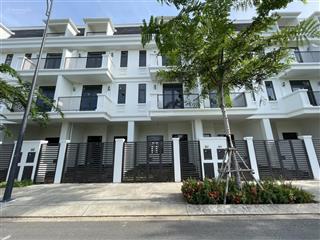 Cần bán gấp căn liền kề tại lavida vũng tàu. giá bán 6 tỷ 1 bao hết toàn bộ thuế phí