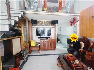 Bán nhà hẻm xe hơi quận 7. ngang 4m dài 25m. 2 tầng. nhà mới đẹp