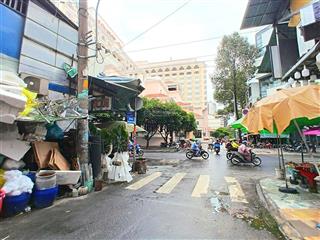 Nhà cực hiếm q5, ngang 8m chỉ hơn 8 tỷ! gần hùng vương hốt liền tay!