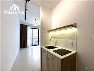 Căn hộ balcony có sẵn nội thất mới  ngay đại học y dược  đại học bách khoa