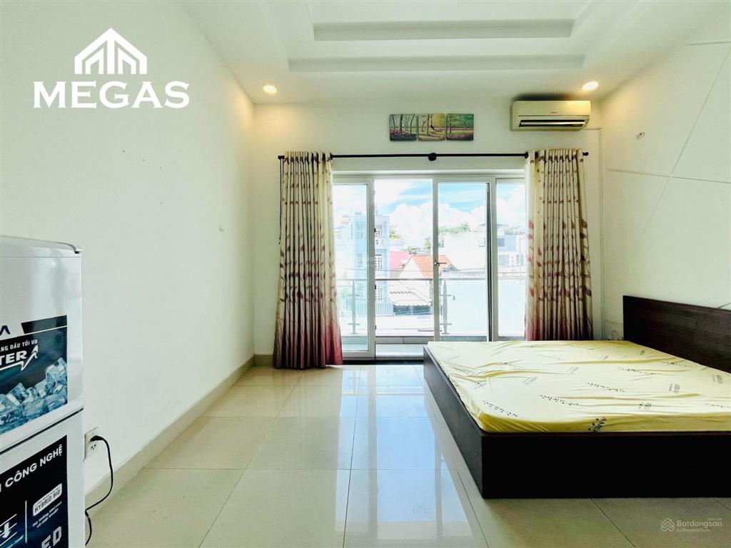 Studio ban công  cửa sổ thoáng  ngay lê thúc hoạch  nguyễn sơn
