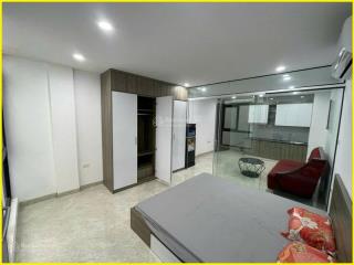 Cho thuê căn hộ 1k1n full đồ  mặt phố khâm thiên  đống đa  ô tô đỗ cửa  7 triệu/tháng