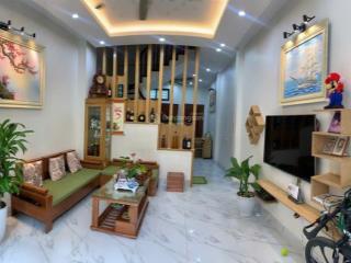 Nhà lộc, tặng full nội thất, 2 mặt ngõ ô tô đỗ cửa, 5 tầng, 40m2,bắc từ liêm.
