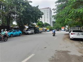 Tân phong, ngõ thông ôtô, 50m2, giá đầu tư, 5m hai ôtô tránh nhau, 20m ra hồ thoáng, bắc từ liêm