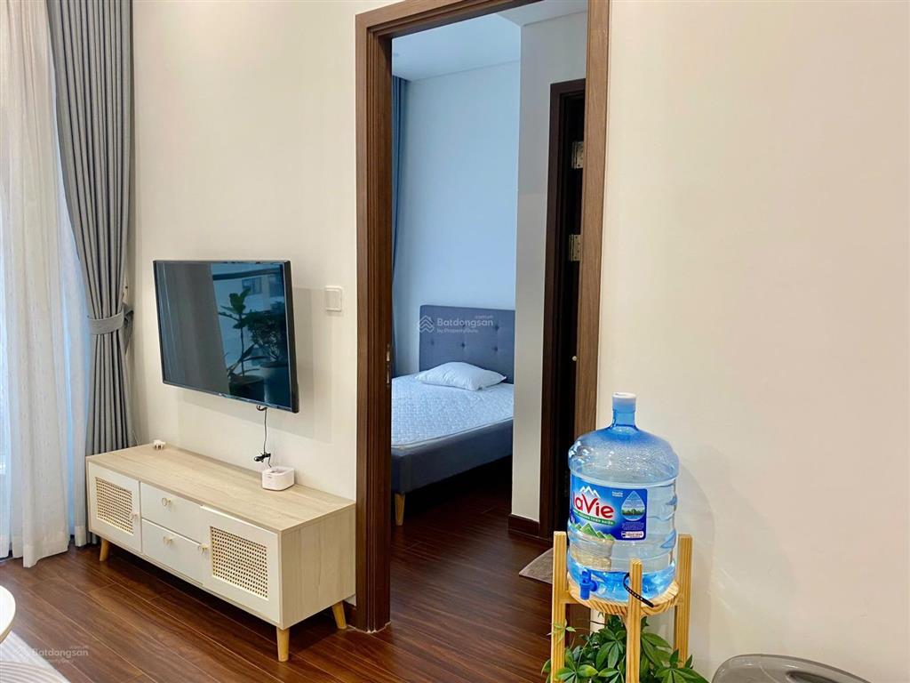 Cho thuê căn 2pn 2wc full đồ đẹp masteri waterfront chỉ từ 11tr bao phí dịch vụ