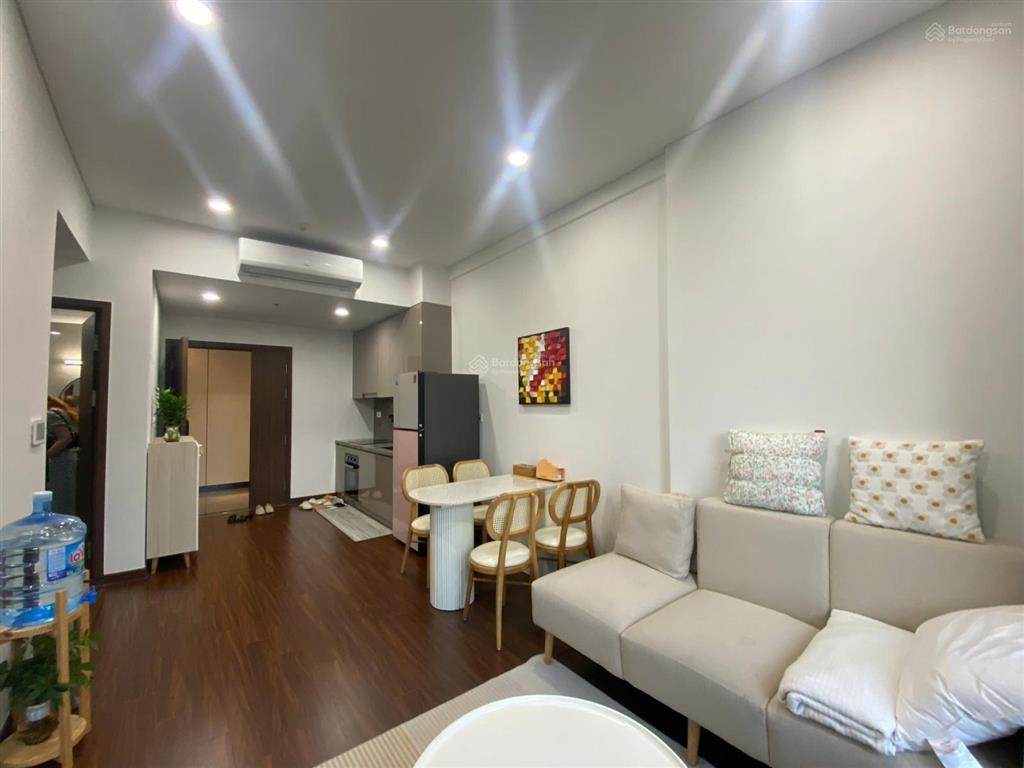 Cho thuê căn 2pn 2wc full đồ đẹp masteri waterfront chỉ từ 11tr bao phí dịch vụ
