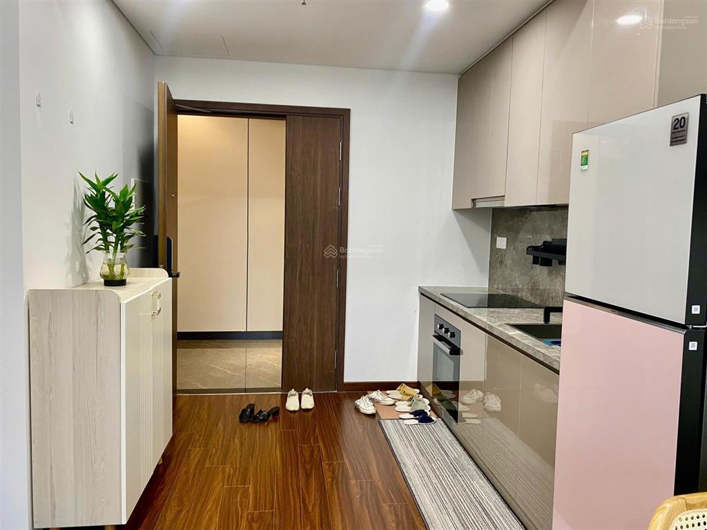 Cho thuê căn 2pn 2wc full đồ đẹp masteri waterfront chỉ từ 11tr bao phí dịch vụ