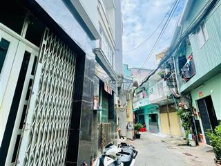 Bán nhà 3/2 nút giao q5, q10, q11 dt đủ 40m2 3 tầng hẻm ô tô 5m thông