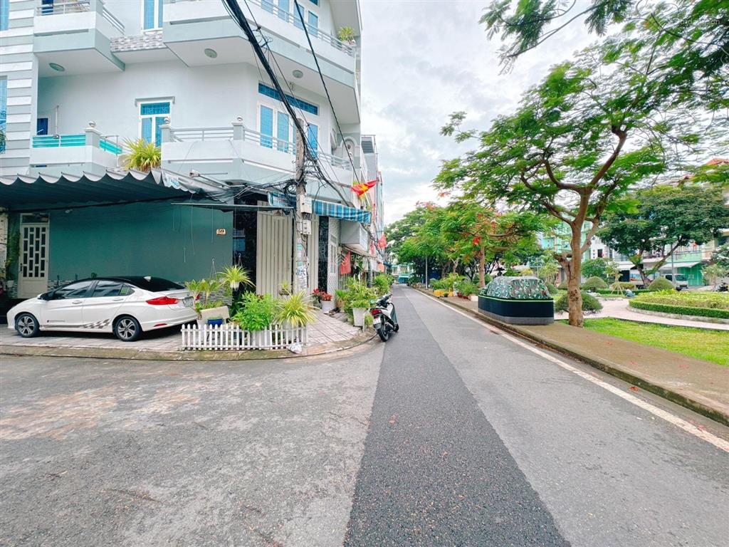 Mặt tiền đường số 6m có lề khu vip bình phú quận 6 44m2 4 tầng