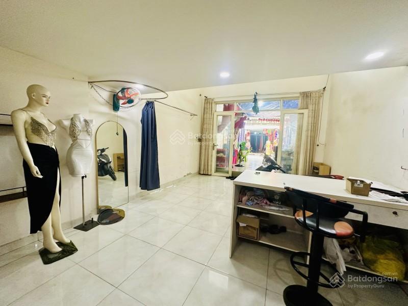 Mặt tiền hẻm 8m nguyễn thị tần quận 8, cách q1 q5 chỉ 200m, dt 93m2 (4.2x22)