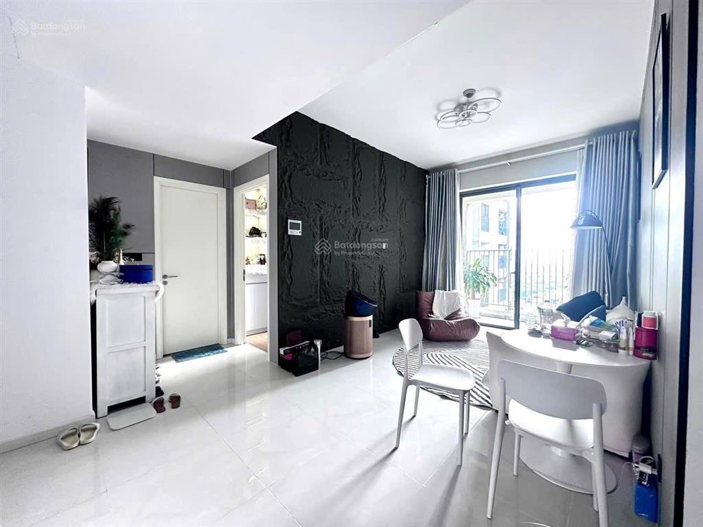 Chính chủ cần bán căn hộ masteri an phú, 4,9 tỷ, 50m2, 1pn, 1wc view landmark  0985 807 *** vy