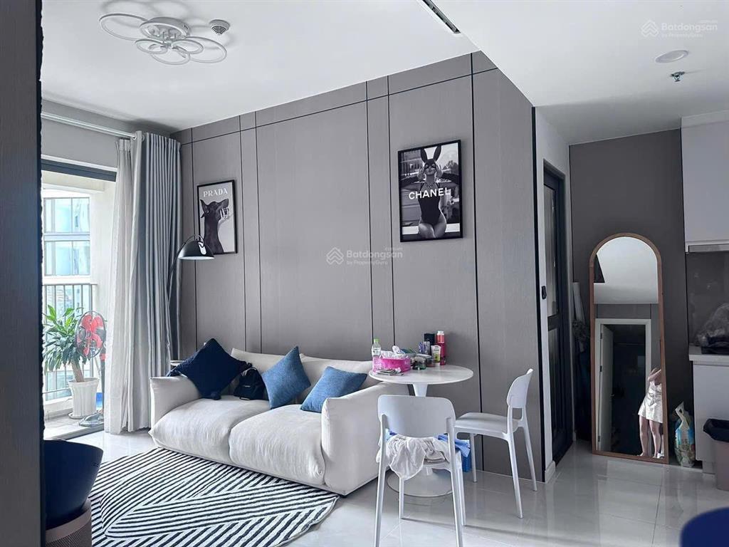 Chính chủ cần bán căn hộ masteri an phú, 4,9 tỷ, 50m2, 1pn, 1wc view landmark  0985 807 *** vy