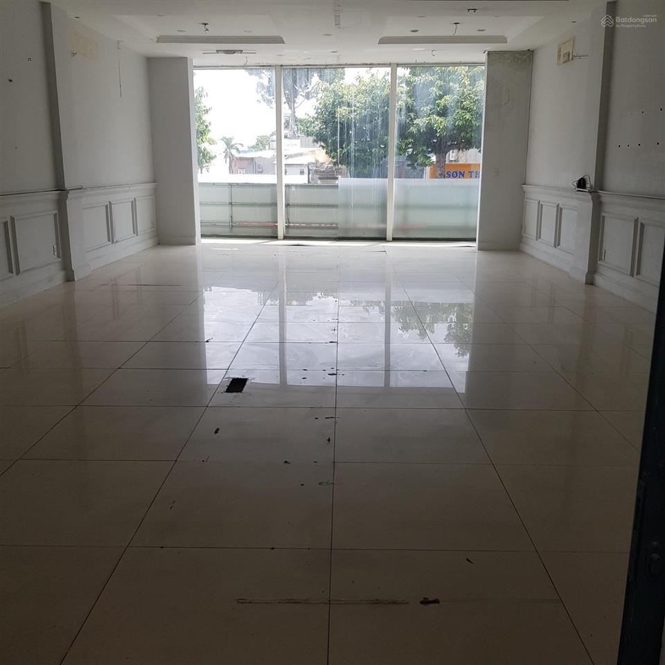 Cho thuê nguyên căn mặt tiền  lý thường kiệt