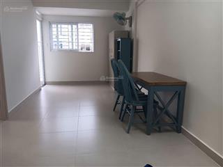 Cho thuê căn hộ ehomes  khu mizuki park nhà mới  giá 6tr có máy lạnh rèm khả ngăn phòng ngủ