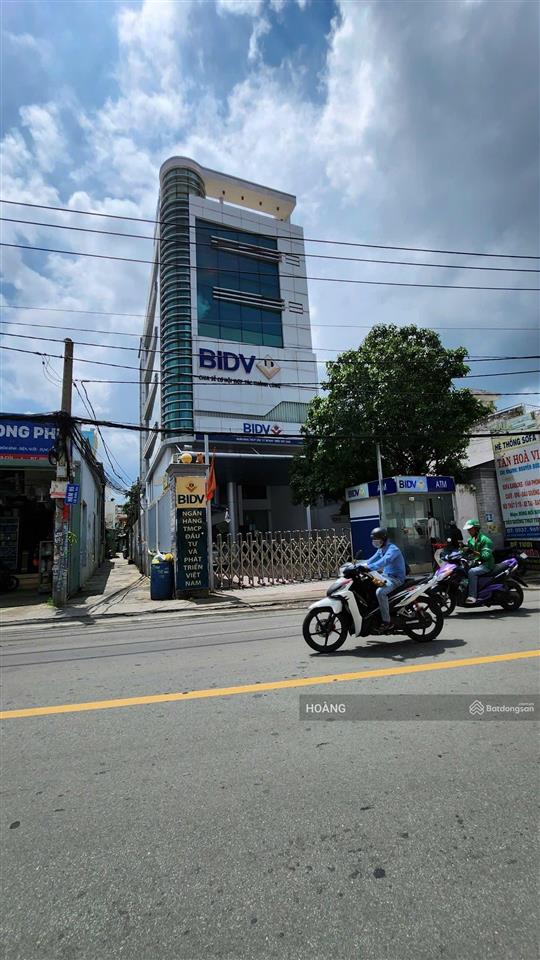 Chính chủ cho thuê tòa nhà 2mt 9799 đỗ xuân hợp, q9. dt 12x45 1h 7 lầu. dtsd 1600m2.  0901 686 ***