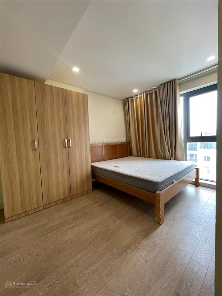 Bán căn 2 ngủ samsora vạn phúc, hà đông, 82m vuông vắn, giá chỉ 5tỷ2